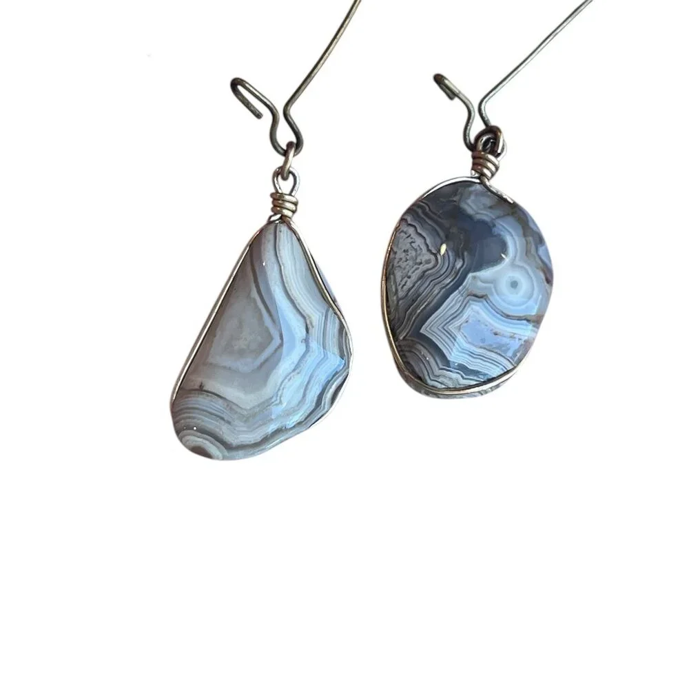 Wire-Wrapped Lace Agate Dangle Earrings For Pierced Ears - Picture 6 of 7